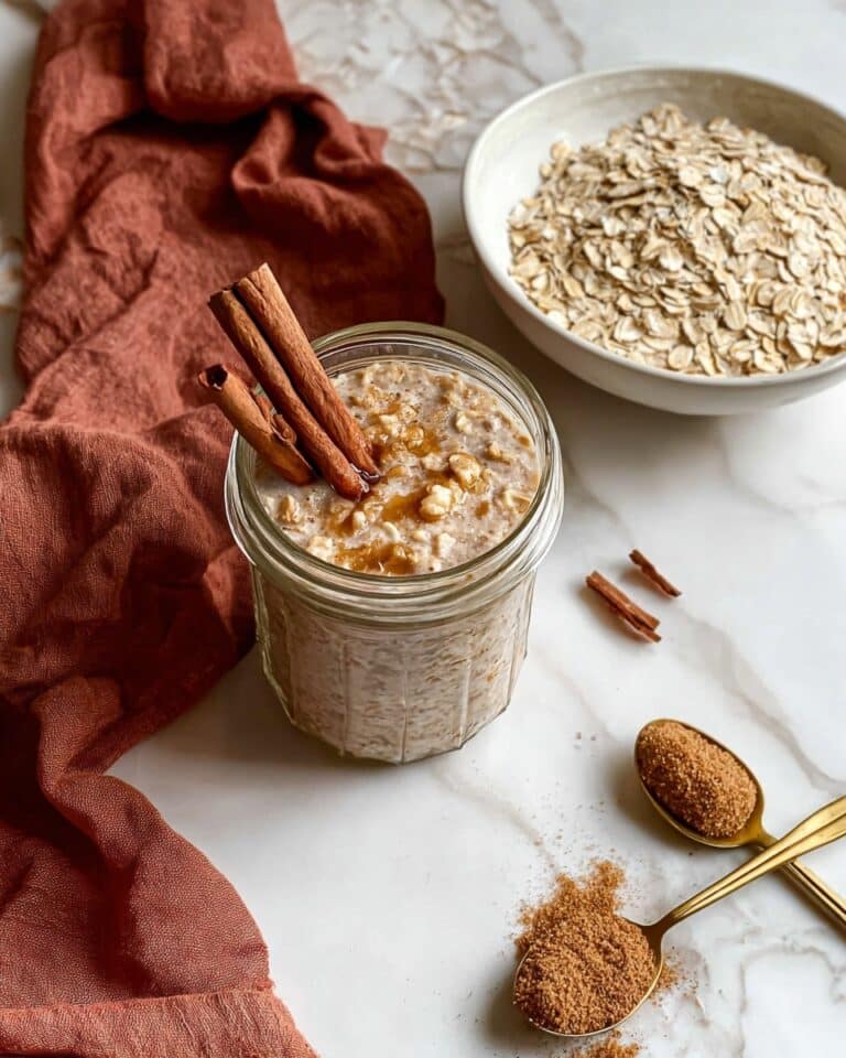 Cinnamon Roll Overnight Oats Recipe