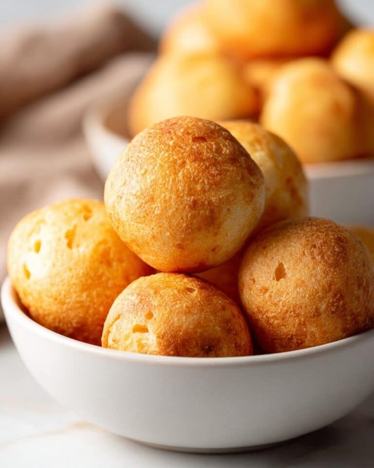 Brazilian Cheese Bread (Pao de Queijo) Recipe