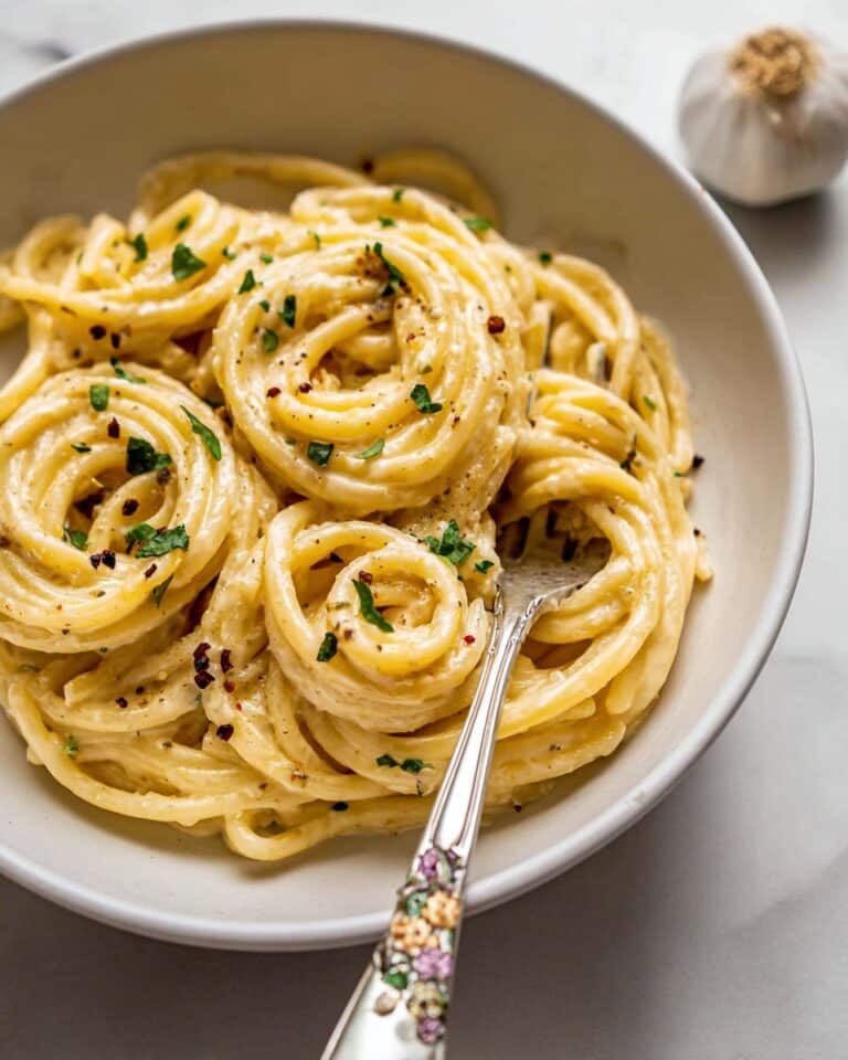Creamy Garlic Sauce Recipe